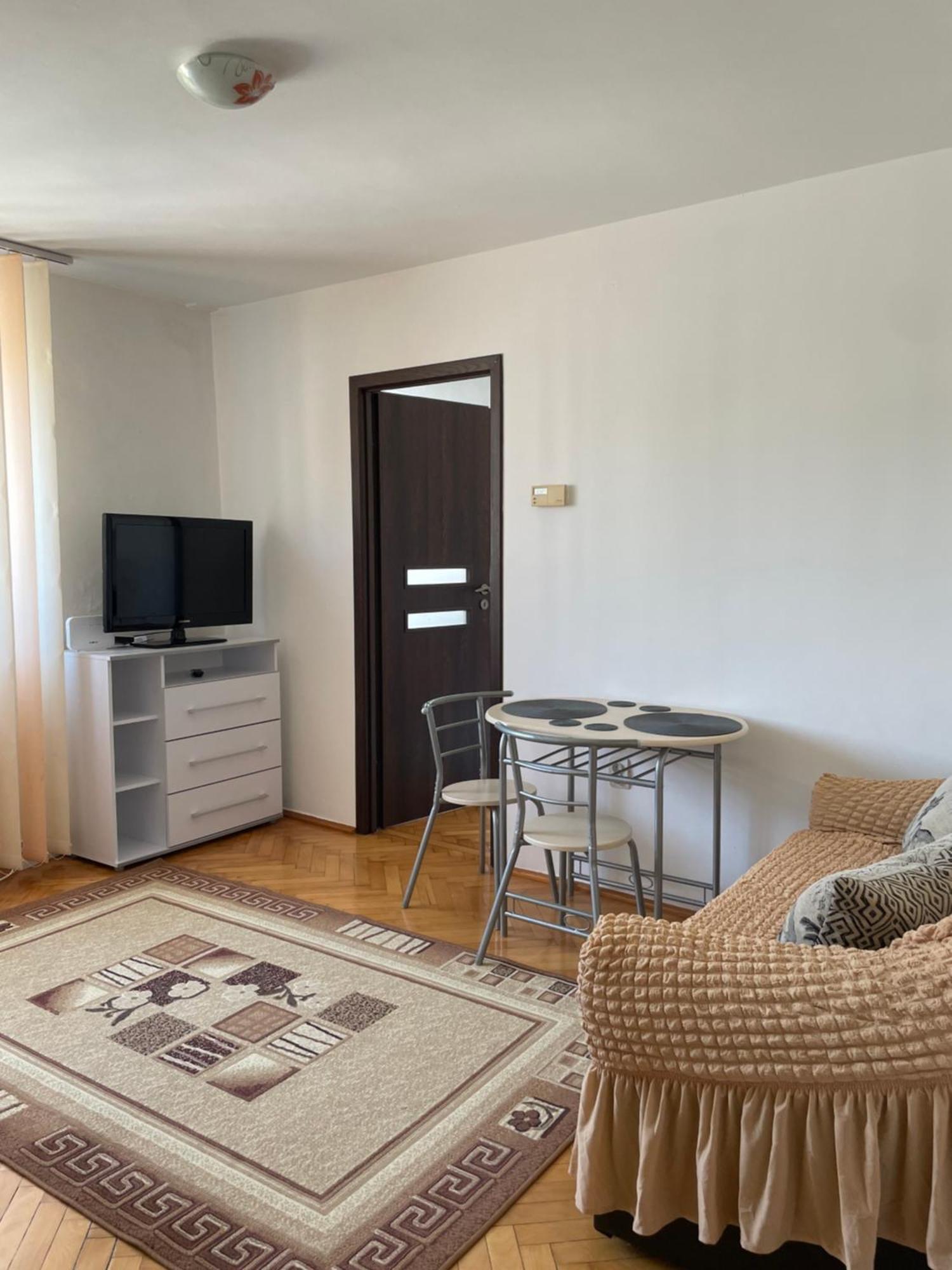 Apartment Victoria Gherla Exterior foto